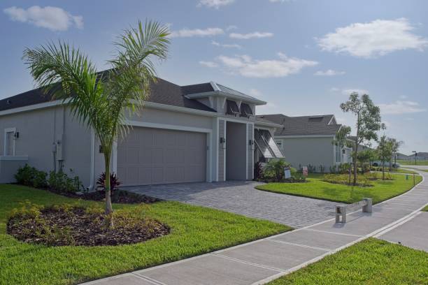 Best Driveway Pavers Near Me  in Farmingdale, NY